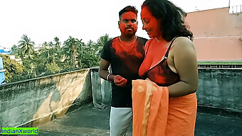 Budak Gay Tamil Dan Dua Ibu Milf Tamil Yang Cantik Dalam Threesome Yang Panas