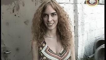 Vintage Porno: Adriana'Nın 7 Erkeğin Favorisi