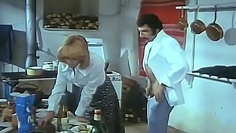 ¿quién Es La Rubia En La Cocina? Mira Esta Película