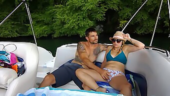 Hd Video Of A Hot Outdoor Sex Session