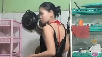 Gadis-Gadis Vietnam Di Bigo Live - Langsungkan Saya