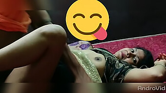 Video Với Một Cô Gái Trẻ Nóng Bỏng (18+) Milf