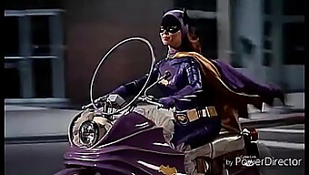 Keterampilan Blowjob Batgirl