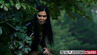 Ejaculare Pe Sânii Mari Ai Jasminei Webb În Acest Videoclip Xxx