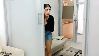 Trao Đổi Tình Dục Bằng Miệng: Anh Trai Nhận Được Một Màn Blowjob Tuyệt Vời Để Đổi Lấy Một Bất Ngờ