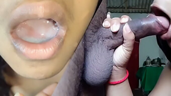 Homemade Video Of Sri Lankan Gf Receiving A Mouthful Of Cum